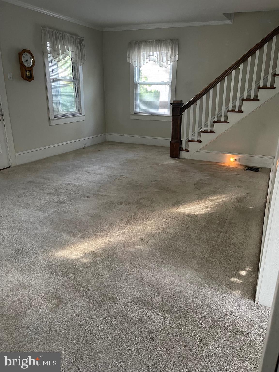 7 Union Avenue Stratford, NJ 08084 - Photo 12 of 28 Living room