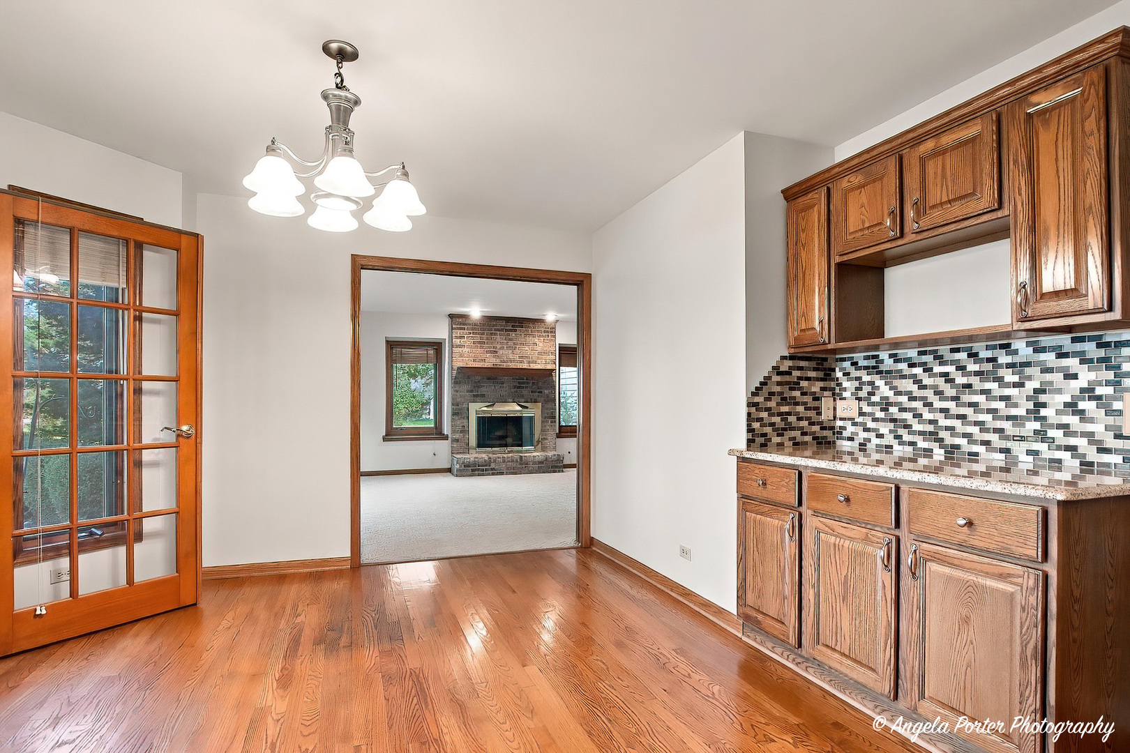 1809 Elm Street Spring Grove, IL 60081 - Photo 9 of 38 Gallery Image 9