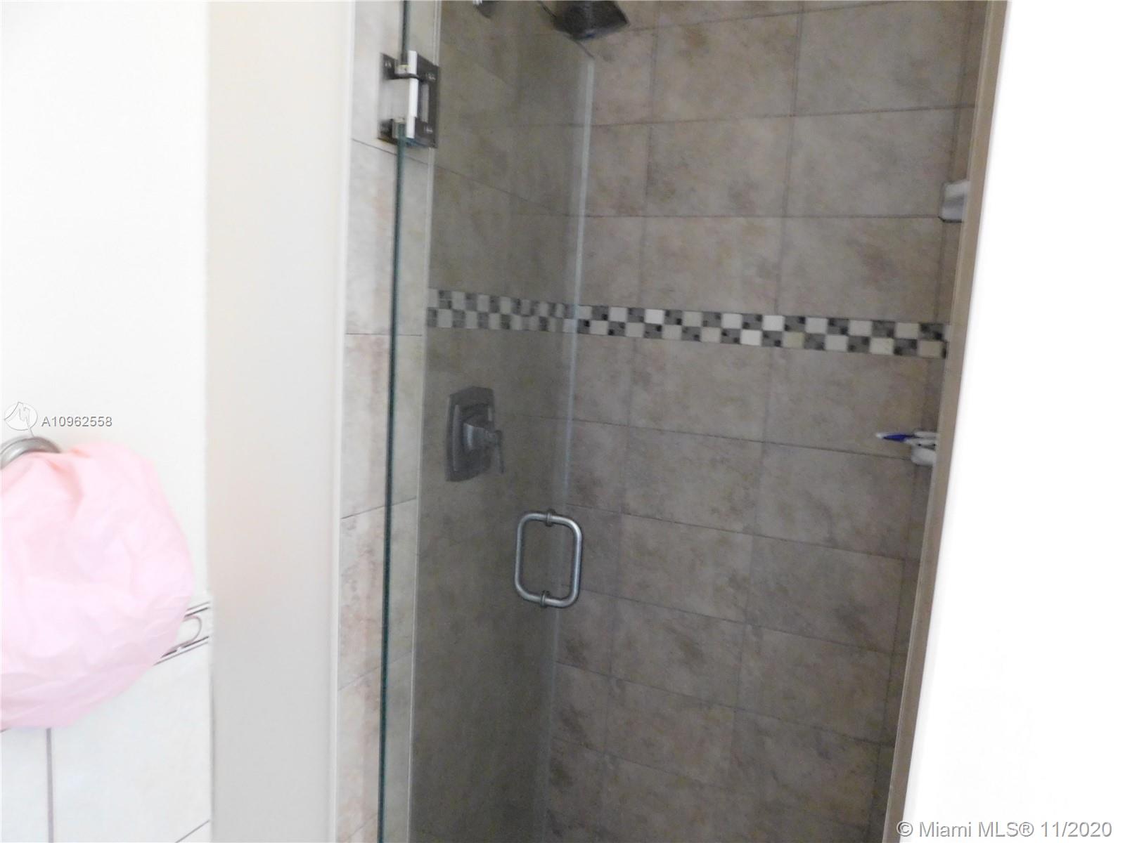 12138 Southwest 250th Terrace Homestead, FL 33032 - Photo 15 of 24