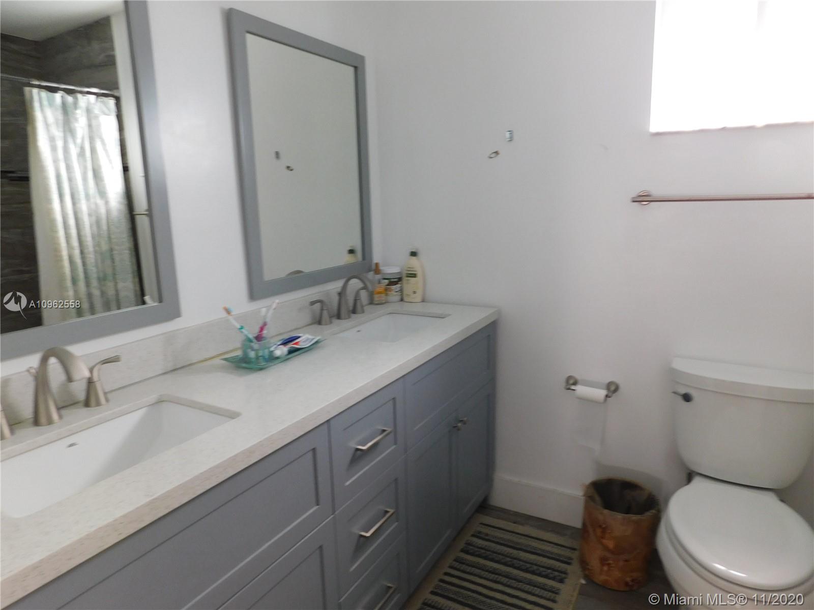 12138 Southwest 250th Terrace Homestead, FL 33032 - Photo 18 of 24