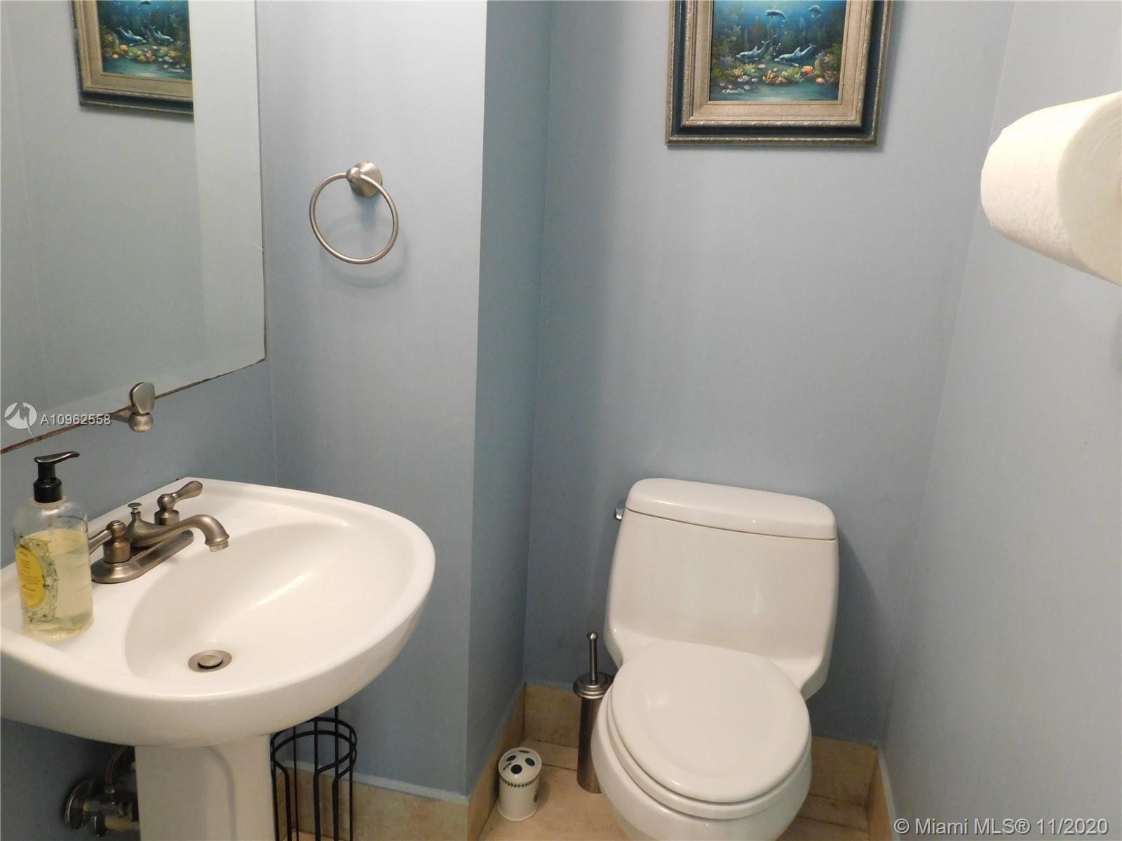 12138 Southwest 250th Terrace Homestead, FL 33032 - Photo 20 of 24