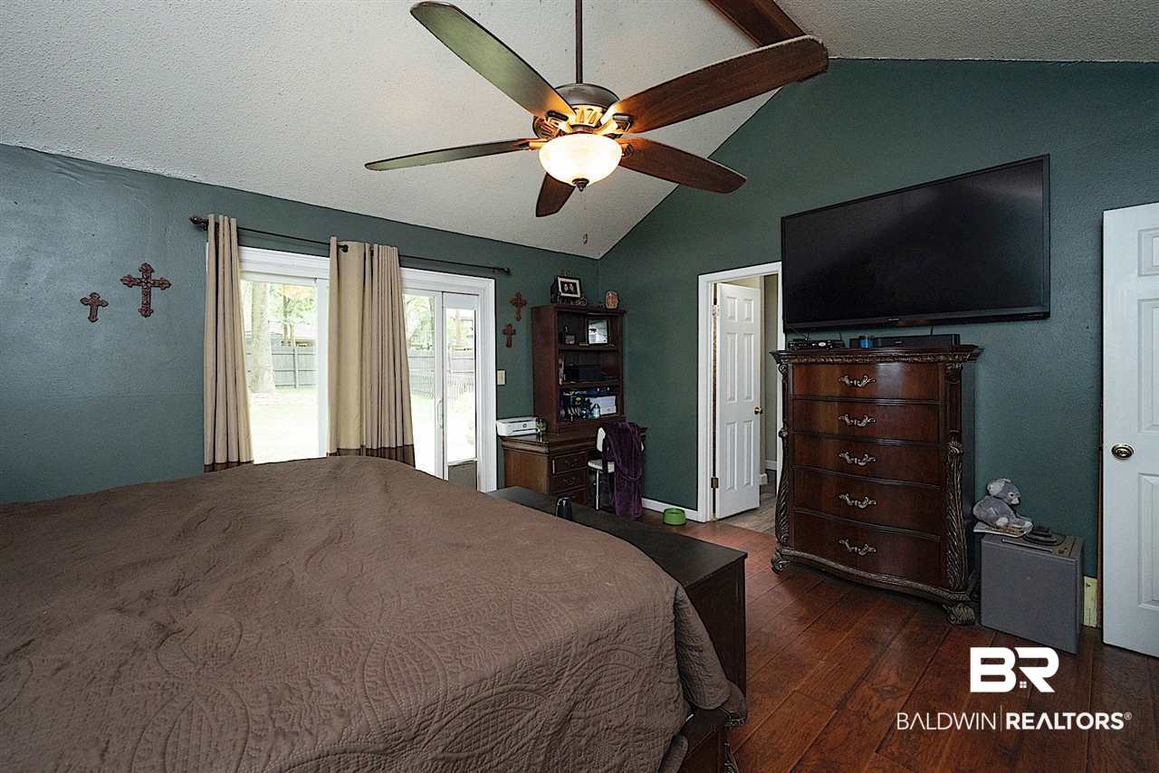225 Maplewood Loop Daphne, AL 36526 - Photo 13 of 21