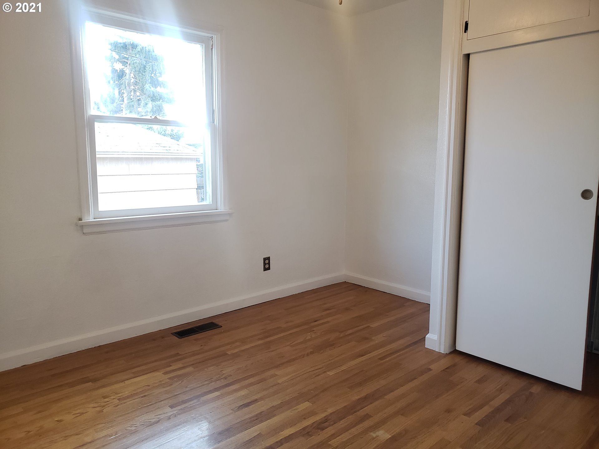 631 Northwest 7th Street Pendleton, OR 97801 - Photo 12 of 20 Gallery Image 12