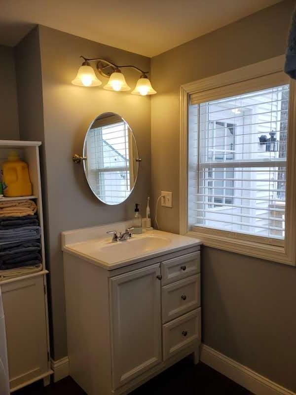 2528 North Bangor Road Bangor, ME 04401 - Photo 16 of 35 Bathroom view