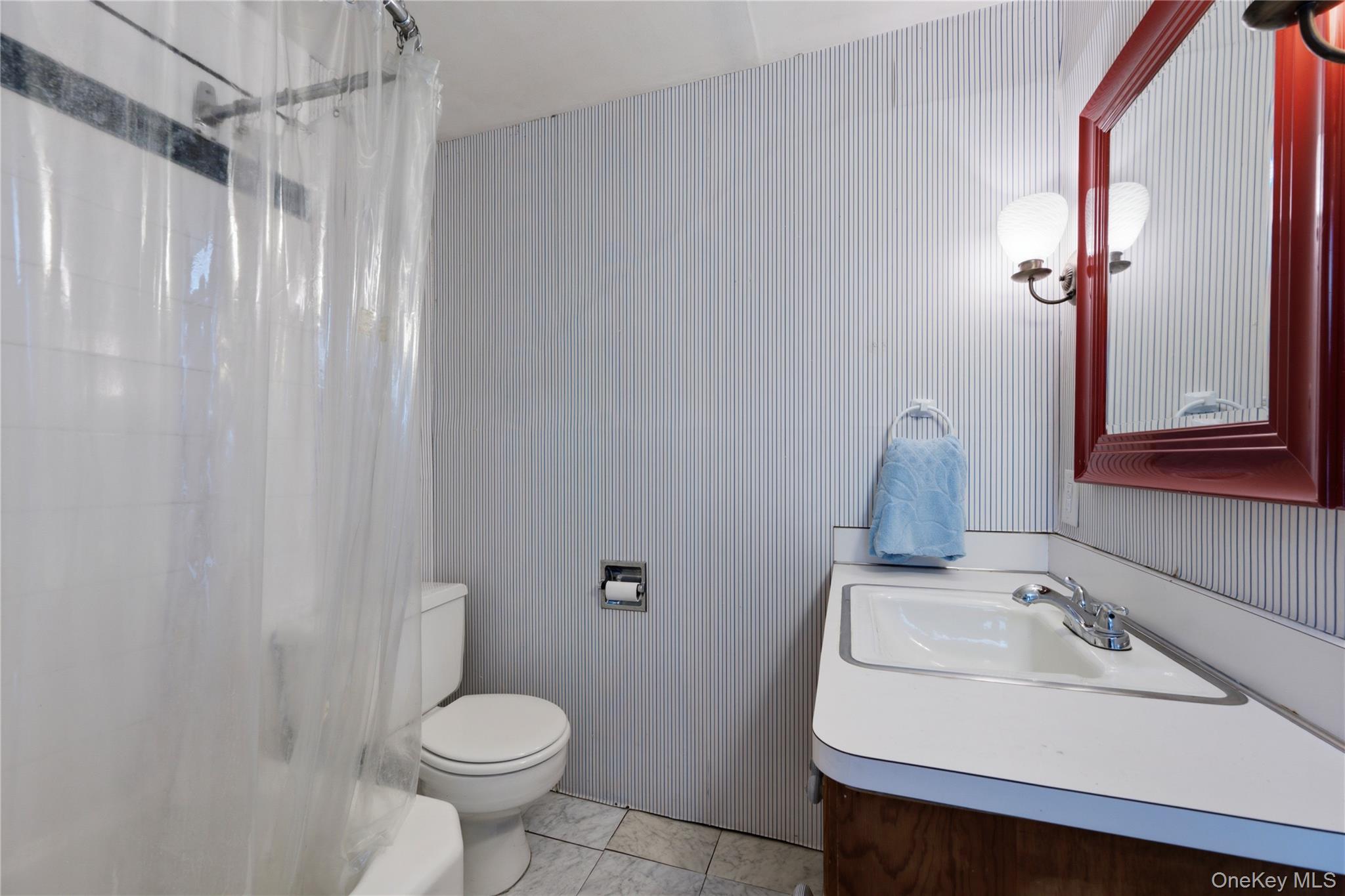 1680 North Sea Road Southampton, NY 11968 - Photo 33 of 45
