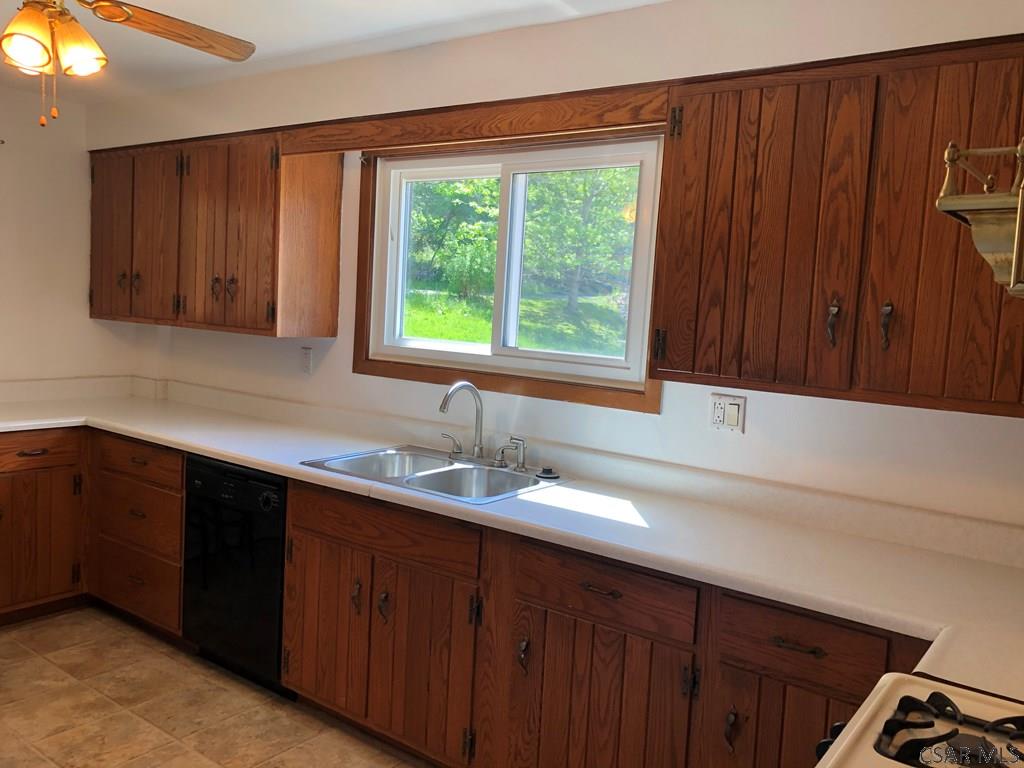 444 Harshberger Road Johnstown, PA 15905 - Photo 2 of 25 Gallery Image 2