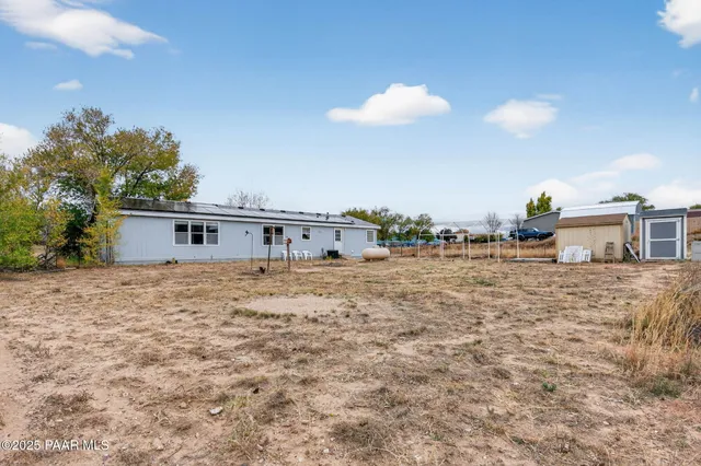 $289,000 | 390 Lobo Lane, Chino Valley, AZ 86323