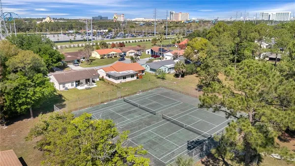 a view of outdoor space with city view