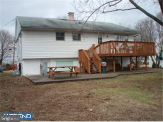 14 Elmont Road Hamilton, NJ 08610 - Photo 11 of 12 Exterior Back