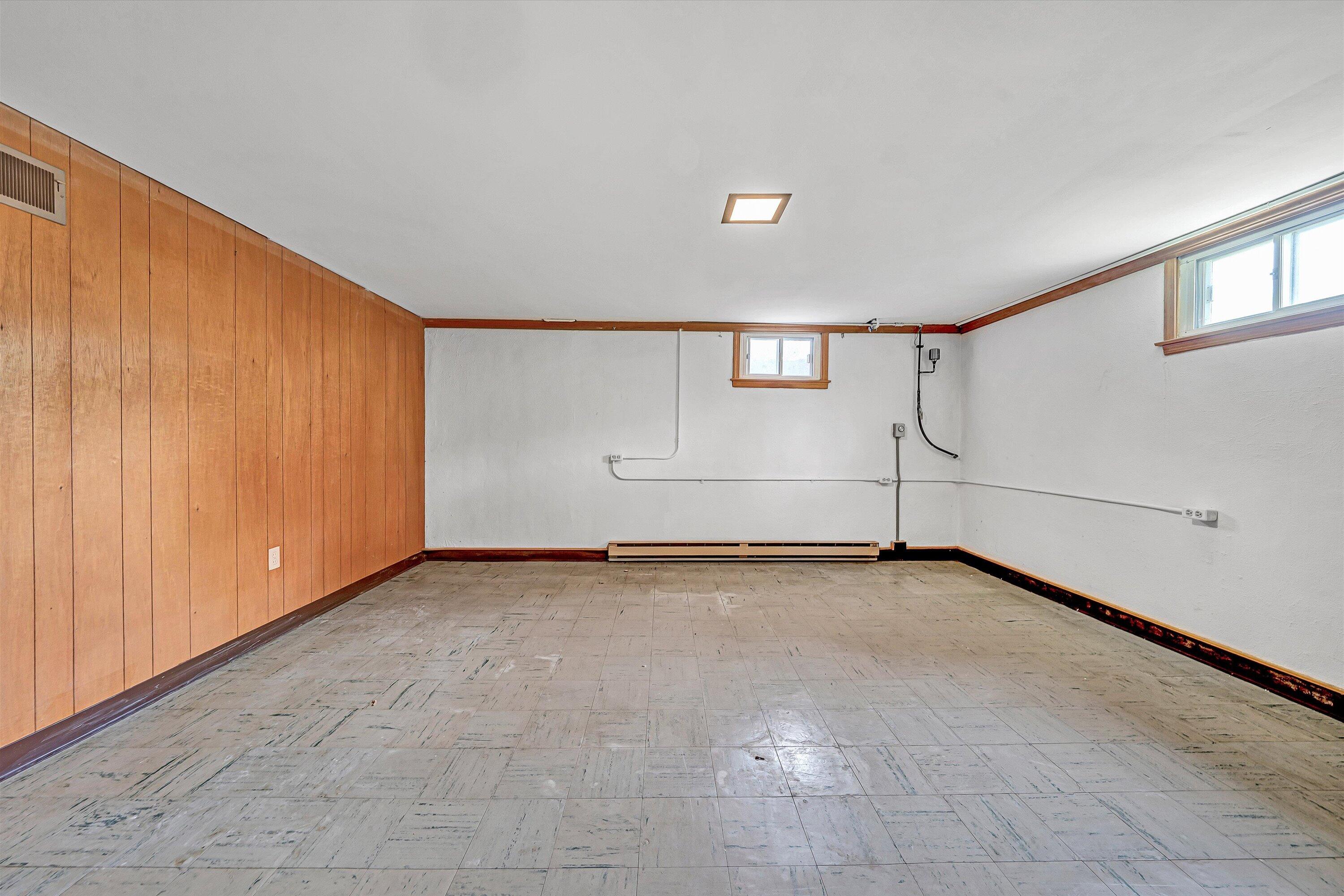 4506 Rosecrest Road Roanoke, VA 24018 - Photo 28 of 49 32-DSC00169
