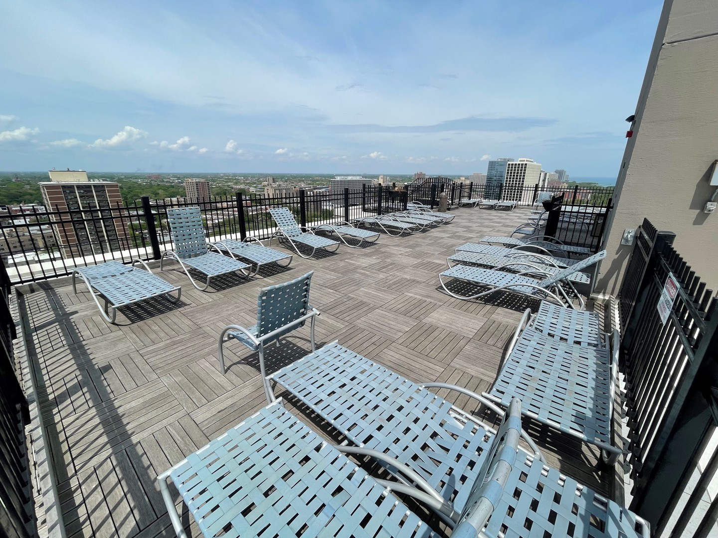 720 West Gordon Terrace, Unit 4A Chicago, IL 60613 - Photo 20 of 27 Gallery Image 20