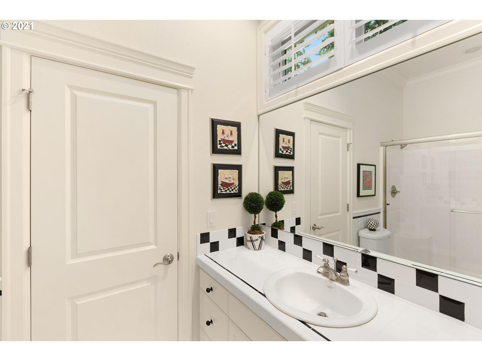 16797 South Kraeft Road Oregon City, OR 97045 - Photo 21 of 32 Gallery Image 21