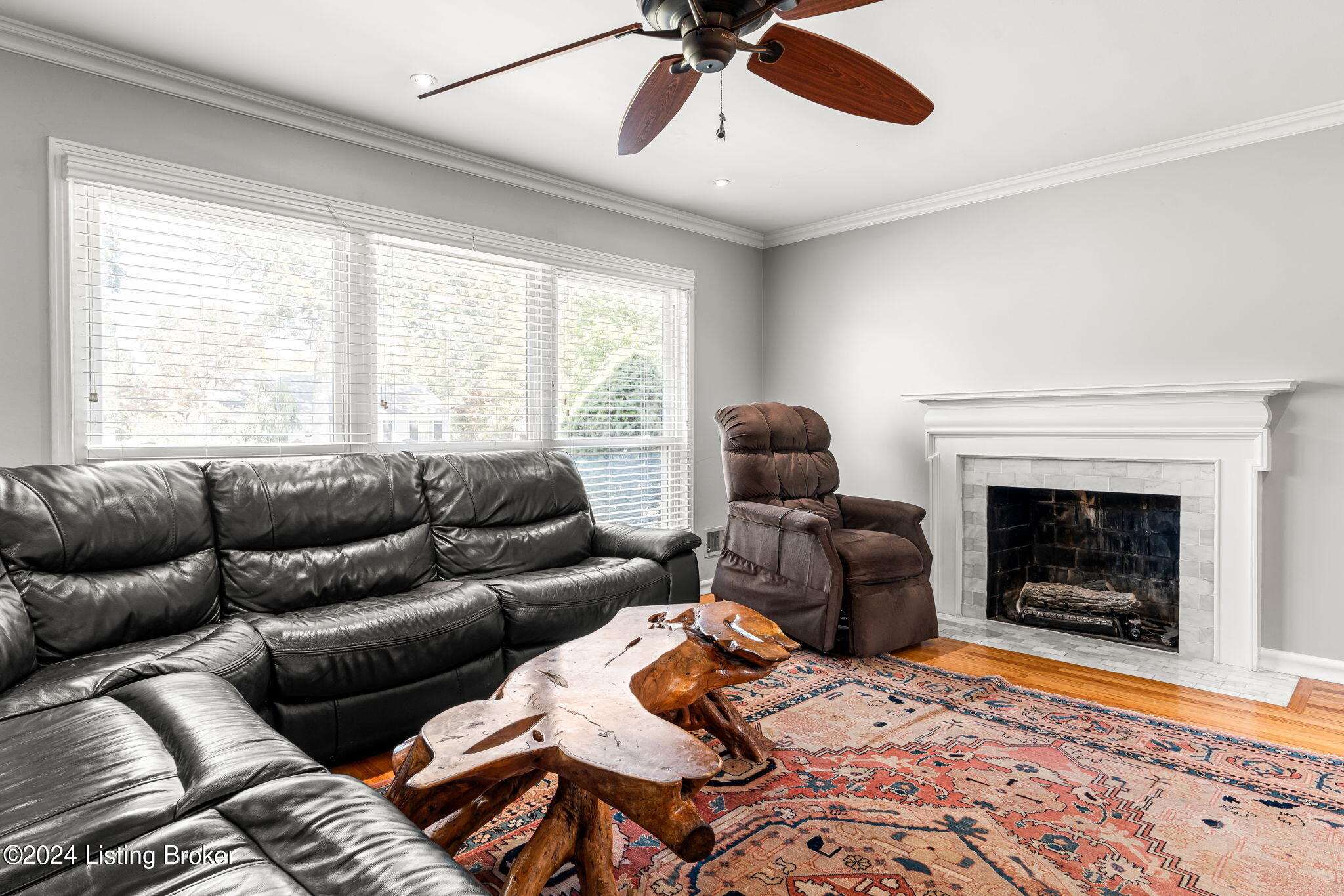 4310 Alicent Road Louisville, KY 40207 - Photo 2 of 38 4310 Alicent Rd (2 of 45)