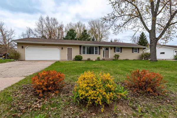 $319,900 | 504 Birch Street, Mosinee, WI 54455