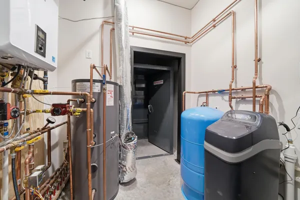 $950,000 | 22704 Godfrey Road, Siren, WI 54872