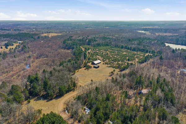 $950,000 | 22704 Godfrey Road, Siren, WI 54872