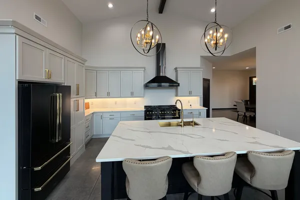 $950,000 | 22704 Godfrey Road, Siren, WI 54872