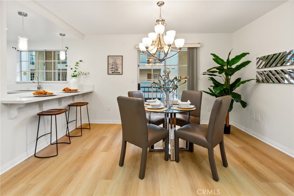 1006 Vía Zapata Riverside, CA 92507 - Photo 12 of 46