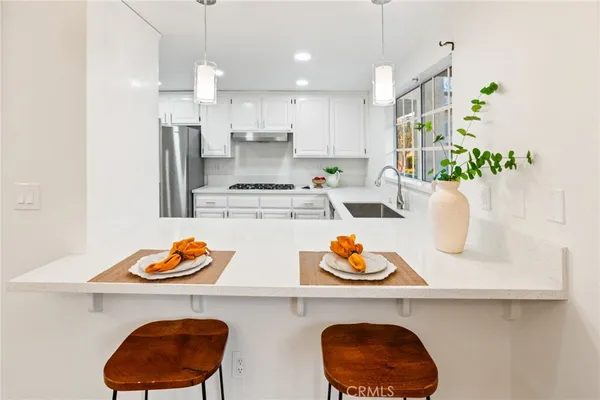 $549,000 | 1006 Vía Zapata, Riverside, CA 92507