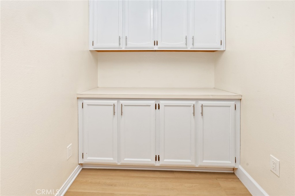 1006 Vía Zapata Riverside, CA 92507 - Photo 25 of 46