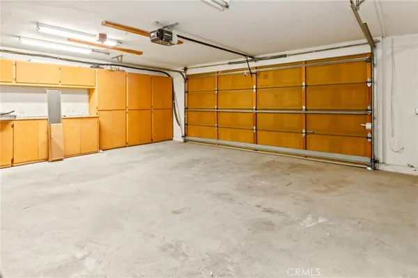 $549,000 | 1006 Vía Zapata, Riverside, CA 92507