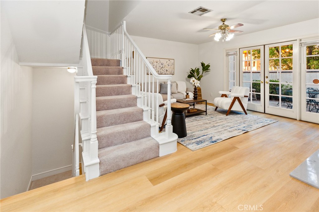 1006 Vía Zapata Riverside, CA 92507 - Photo 5 of 46