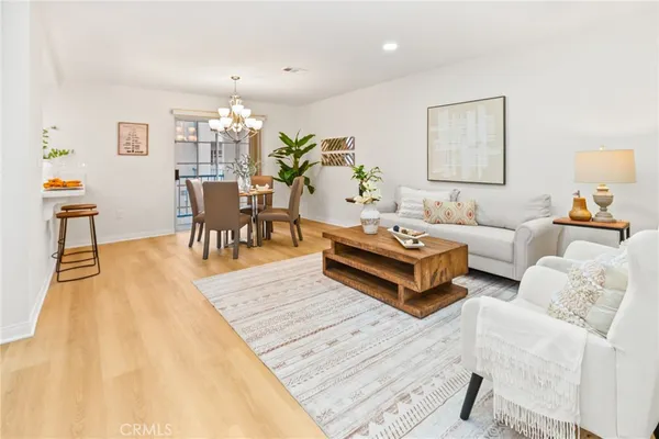 $549,000 | 1006 Vía Zapata, Riverside, CA 92507