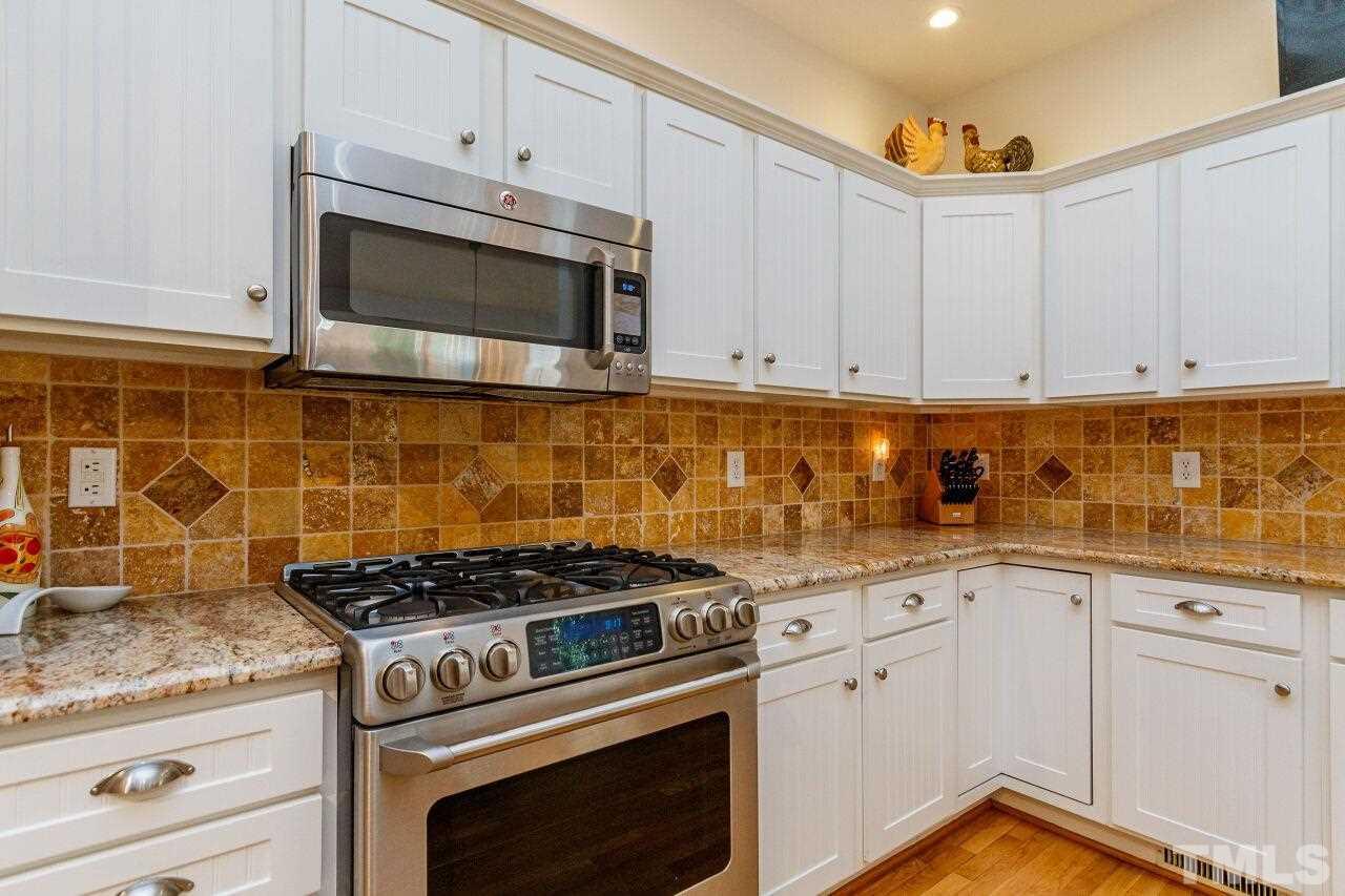 2926 Tillinghast Trail Raleigh, NC 27613 - Photo 11 of 30