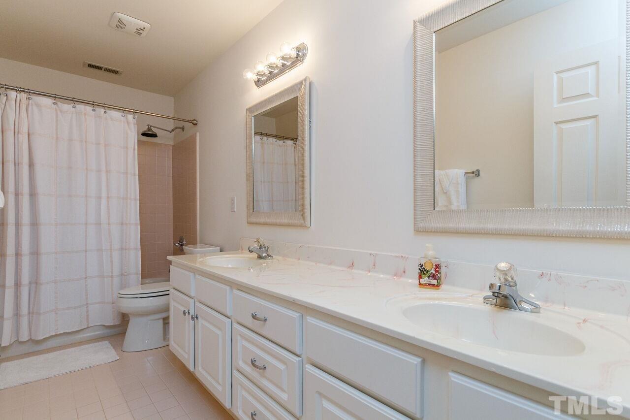 2926 Tillinghast Trail Raleigh, NC 27613 - Photo 25 of 30
