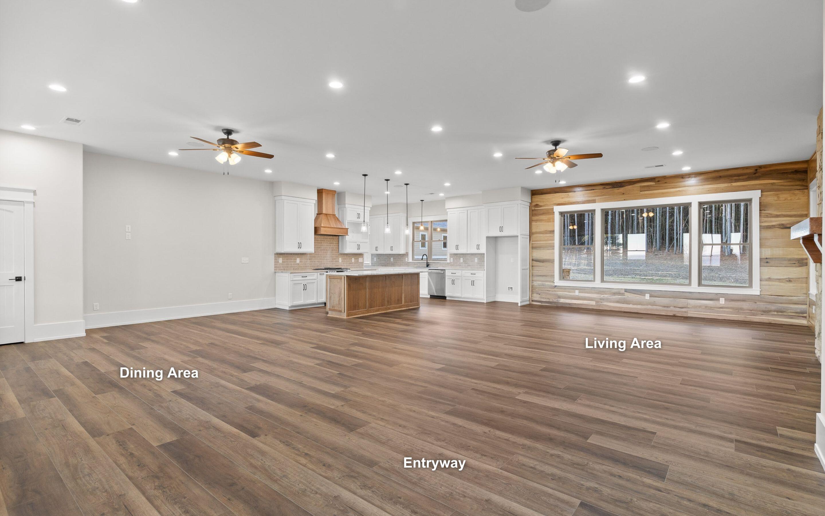 220 High Point Lane Jasper, TN 37347 - Photo 10 of 59 Main Living Space