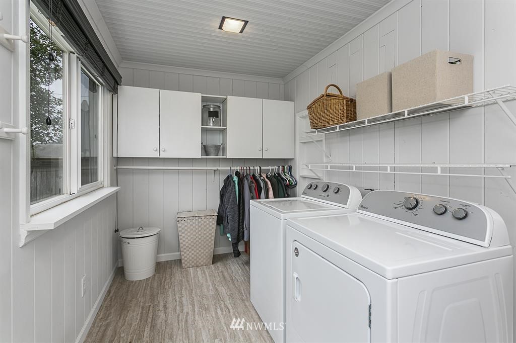 3326 Rockefeller Avenue Everett, WA 98201 - Photo 16 of 20
