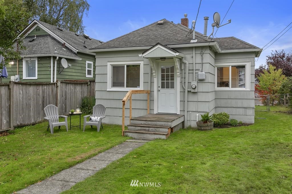 3326 Rockefeller Avenue Everett, WA 98201 - Photo 17 of 20