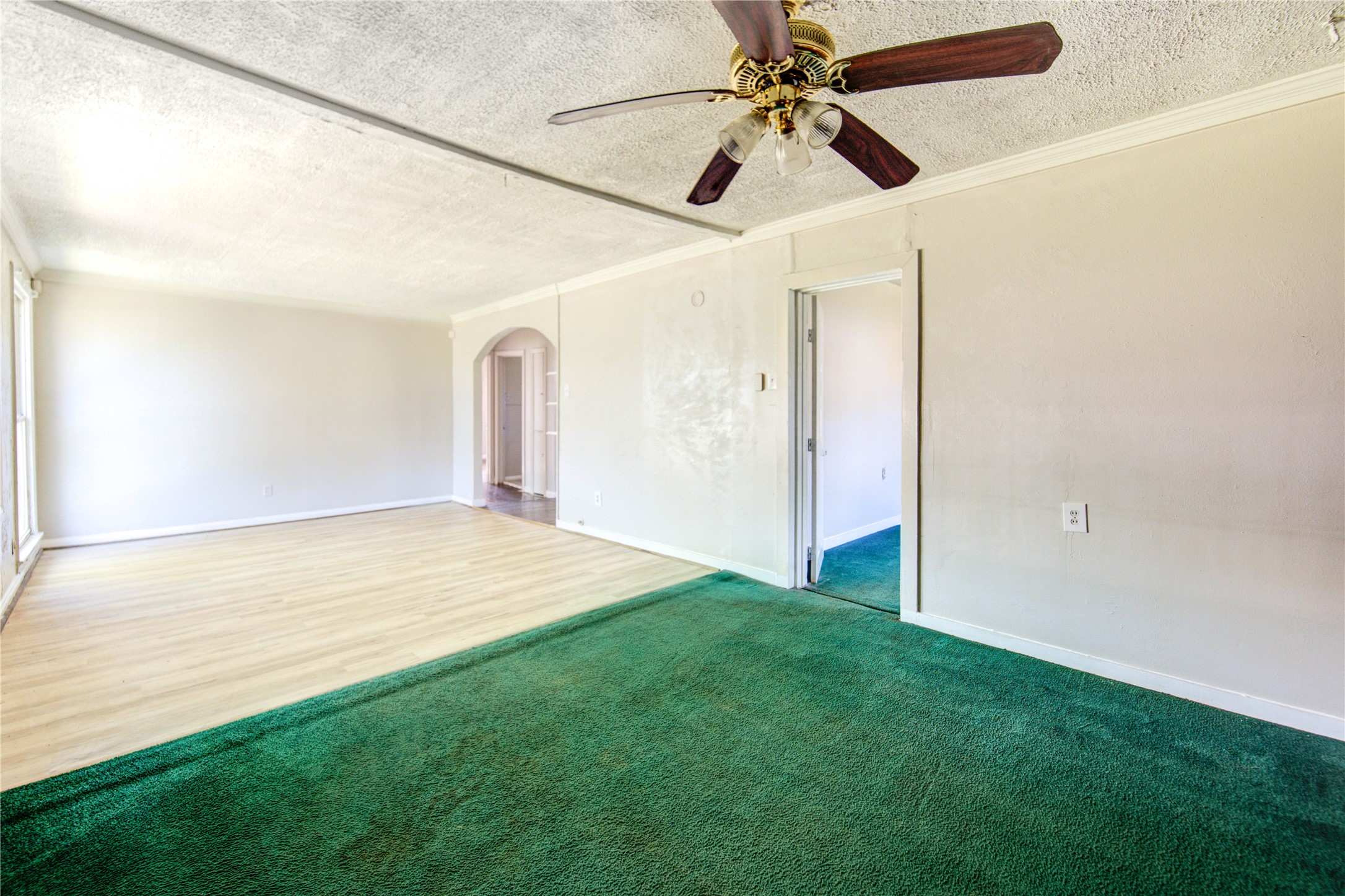 3431 Sayers Street Houston, TX 77026 - Photo 12 of 44 a view of an empty room with a window
