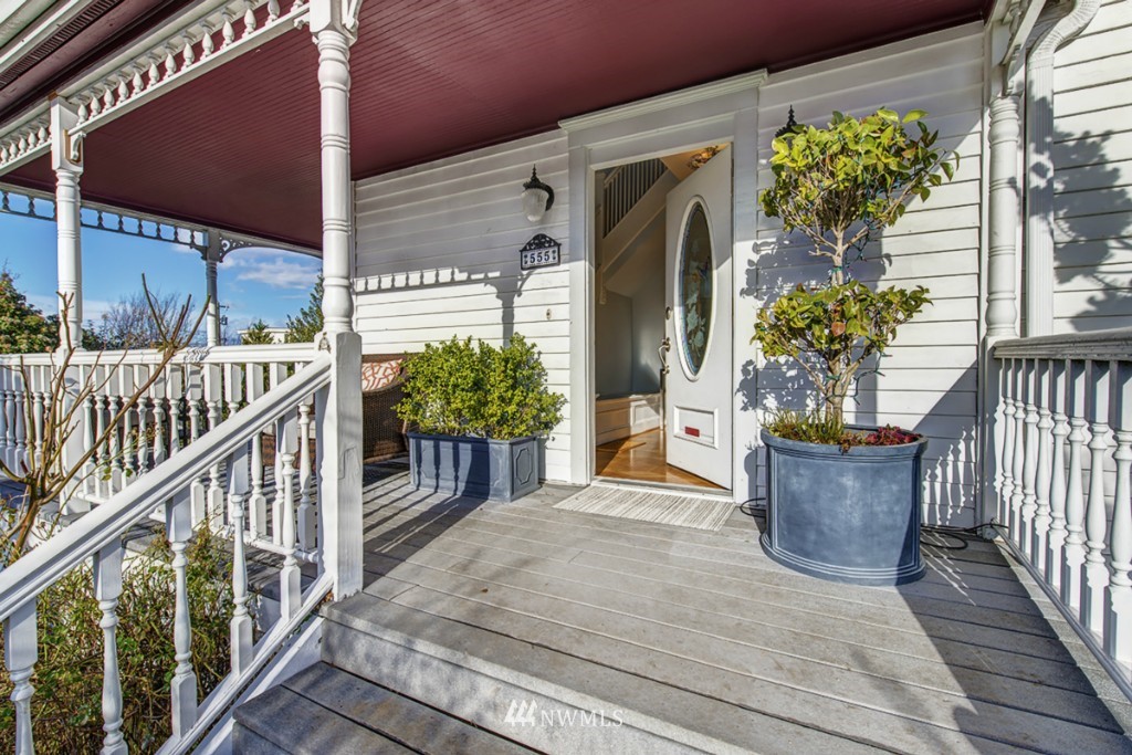 555 Main Street Edmonds, WA 98020 - Photo 2 of 20 Gallery Image 2