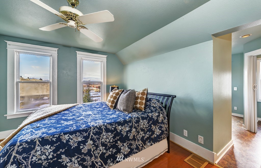 555 Main Street Edmonds, WA 98020 - Photo 16 of 20 Gallery Image 16