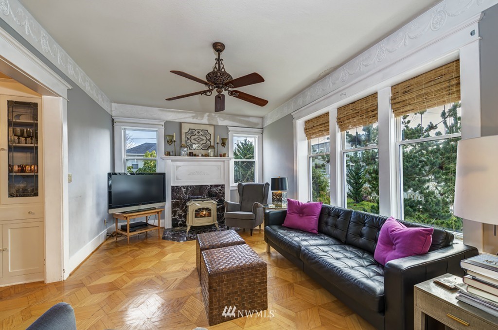 555 Main Street Edmonds, WA 98020 - Photo 5 of 20 Gallery Image 5