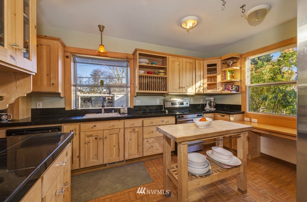 555 Main Street Edmonds, WA 98020 - Photo 10 of 20 Gallery Image 10