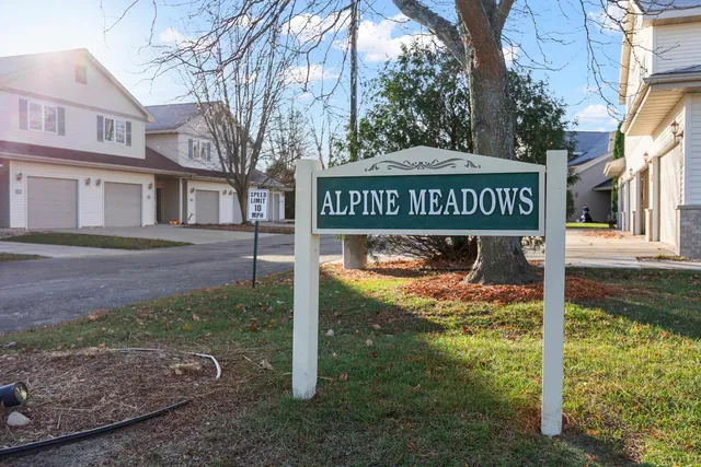 $318,000 | 388 Alpine Meadow Circle, Oregon, WI 53575