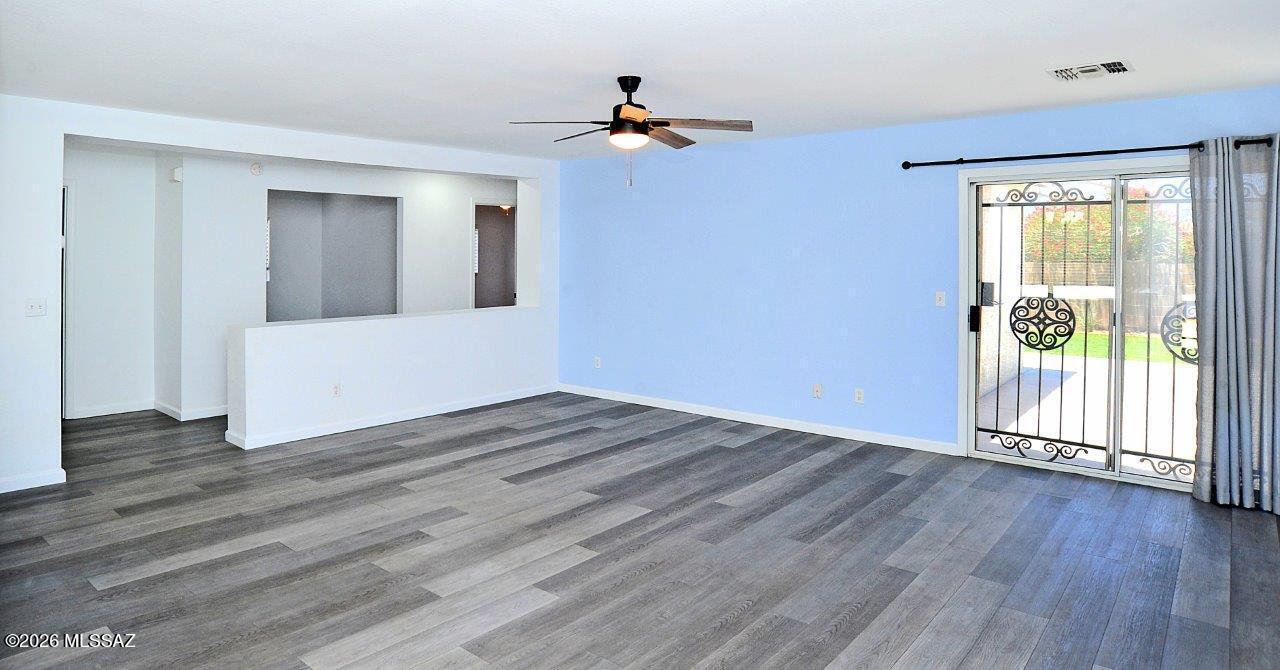 7740 West Oak Stream Road Tucson, AZ 85743 - Photo 6 of 40