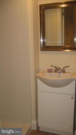 5937 Glenkirk Road Baltimore, MD 21239 - Photo 19 of 24 Bath #4