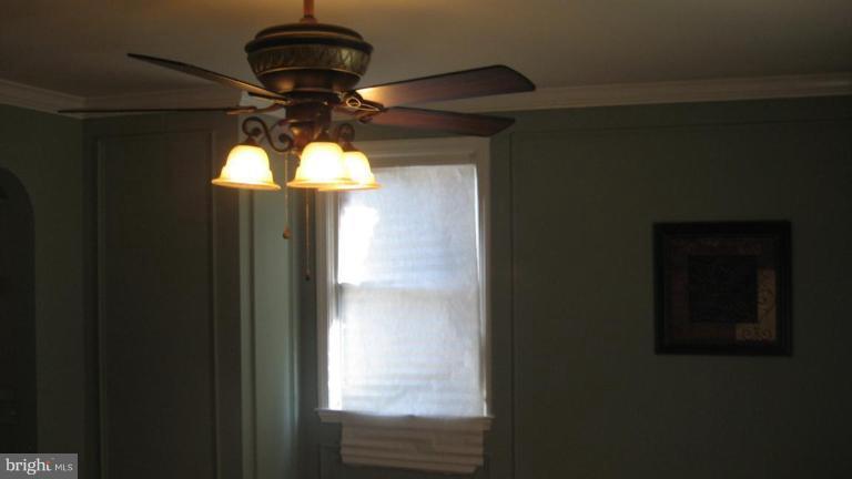 5937 Glenkirk Road Baltimore, MD 21239 - Photo 24 of 24 Living Room