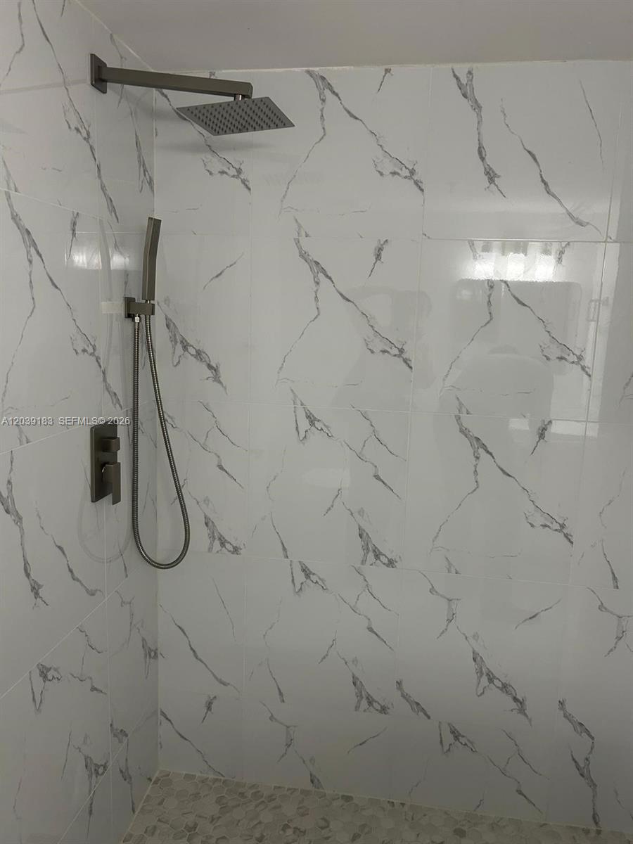 410 South Park Road, Unit 1104 Hollywood, FL 33021 - Photo 12 of 18