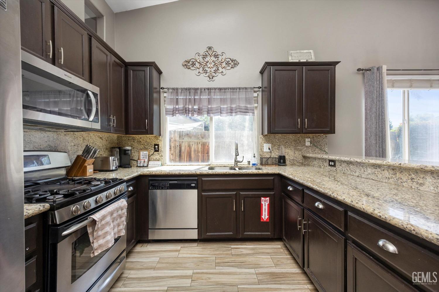 Undisclosed Address Bakersfield, CA 93311 - Photo 25 of 53