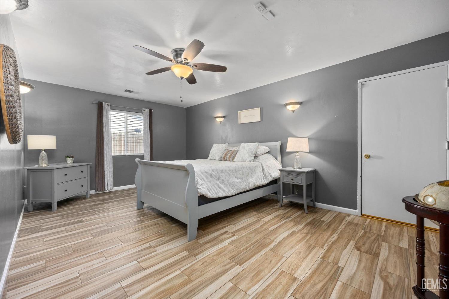 Undisclosed Address Bakersfield, CA 93311 - Photo 32 of 53