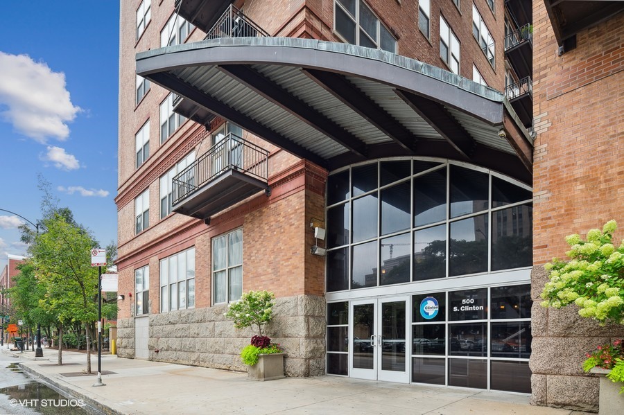 500 South Clinton Street, Unit 503 Chicago, IL 60607 - Photo 1 of 16