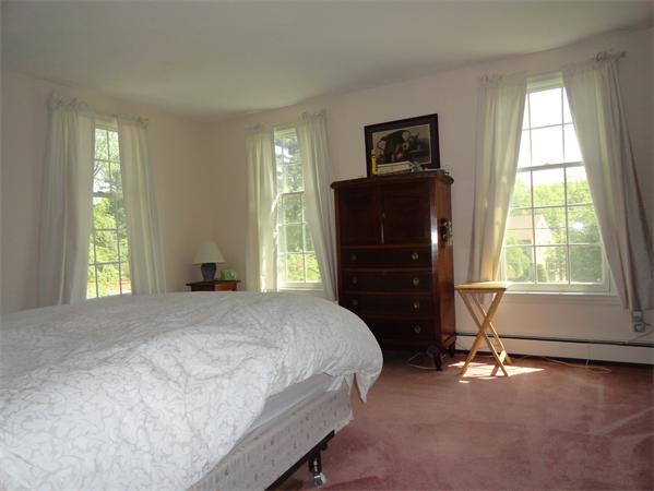 11 Barbara Road Hopkinton, MA 01748 - Photo 24 of 29 Gallery Image 24