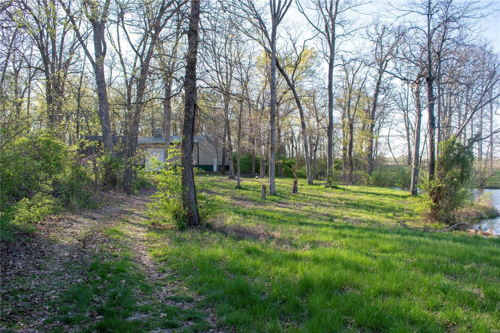6901 Goeddeltown Road Waterloo, IL 62298 - Photo 23 of 32