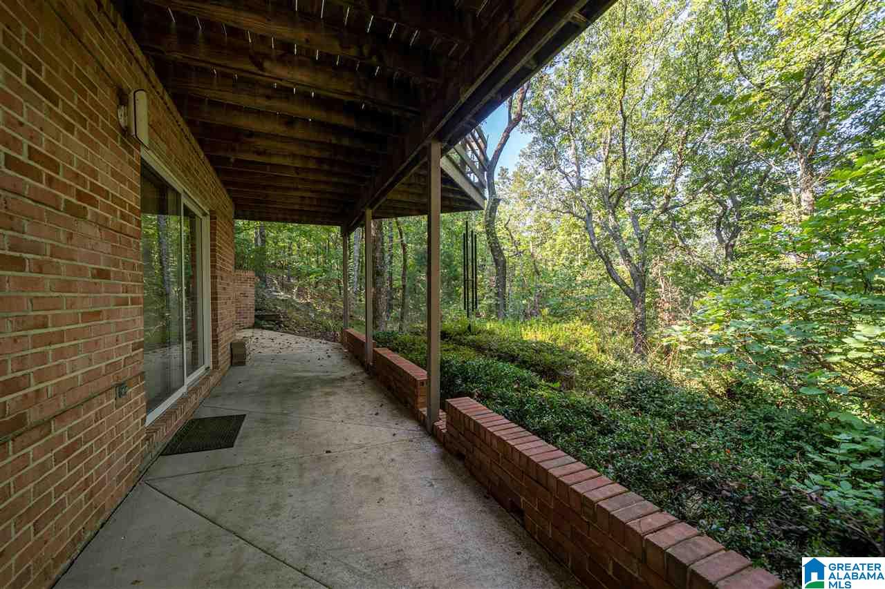1086 Crest Road Leeds, AL 35094 - Photo 31 of 40