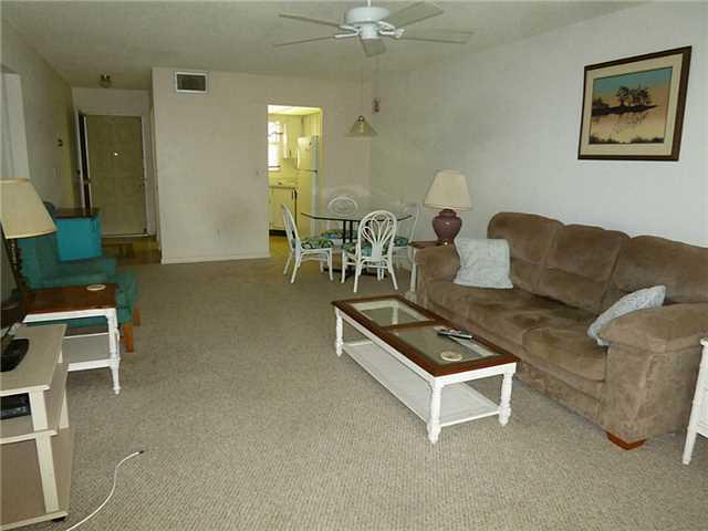 1971 Southwest Palm City Road, Unit 36H Stuart, FL 34994 - Photo 11 of 24 Gallery Image 11