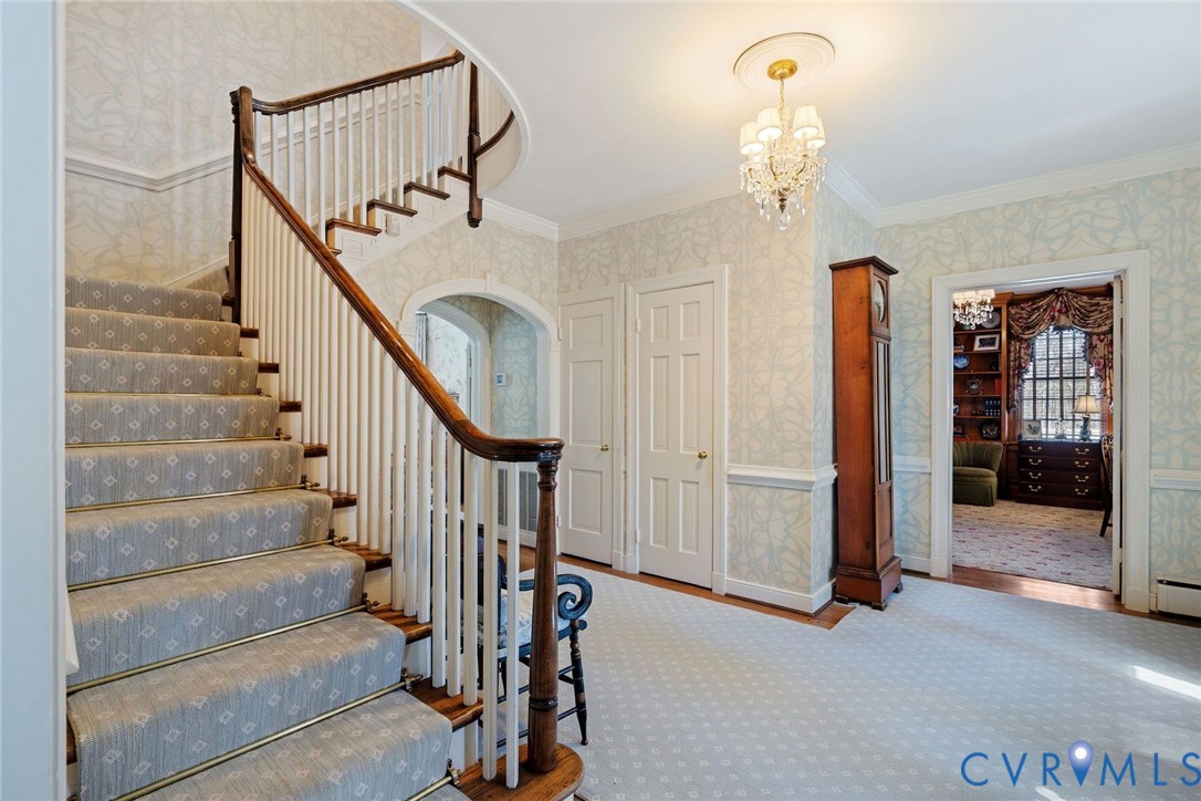 306 Lock Lane Richmond, VA 23221 - Photo 5 of 60